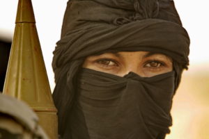 Influencing behaviour in armed conflict
